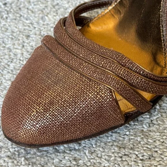 Like New BCBGMAXAZRIA Brown/Gold Leather Heels Size 5.5 - Picture 6 of 7